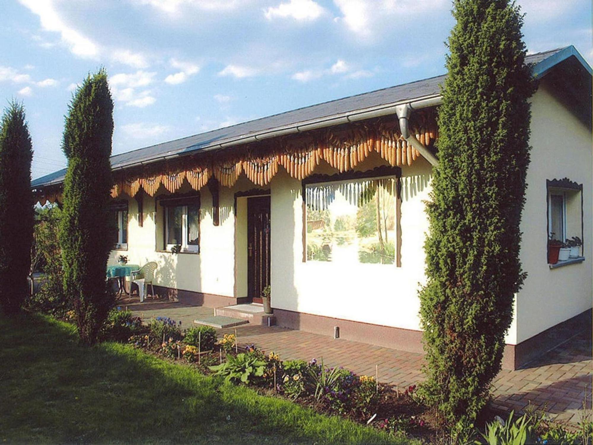 Bungalow In L Bben With A Terrace Lübben المظهر الخارجي الصورة